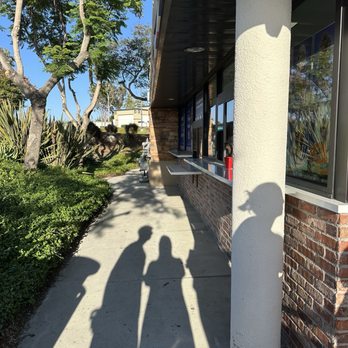 Handel's - Side windows too. This is the way to go to the back patio. - Ice Cream & Frozen Yogurt Near Me - San Diego, California Handel's - Side windows too. This is the way to go to the back patio. - Ice Cream & Frozen Yogurt Near Me - San Diego, California