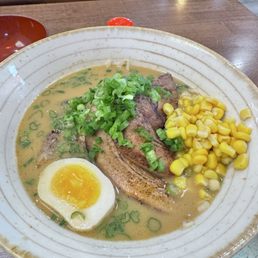 1. Fujiya Chashu Ramen / 富士屋叉烧拉面