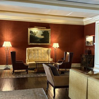 Lobby Lounge - Ambiance - Venues & Event Spaces Near Me - Pasadena, California