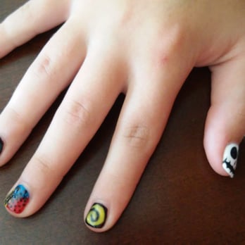 Mobile Couture Nails - Nightmare Before Christmas design by Carolyn - Nail Salons Near Me - Newport Beach , California Mobile Couture Nails - Nightmare Before Christmas design by Carolyn - Nail Salons Near Me - Newport Beach , California
