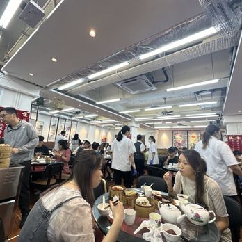 蓮香茶室 - Inside - Cantonese Near Me - Hong Kong, HK