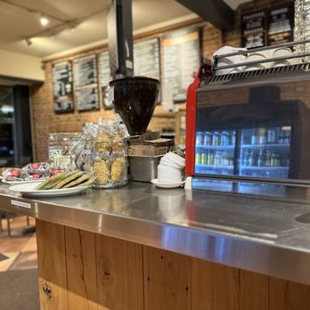 Aroma Cafe - Coffee & Tea Near Me - San Rafael, California