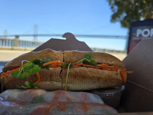 Banh Mi King by null