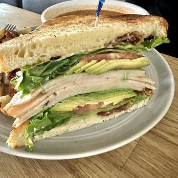 Cafe Dantorels - Turkey sandwich - Cafes Near Me - Sacramento, California