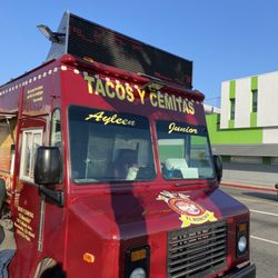 Tacos Y Cemitas El Monchis