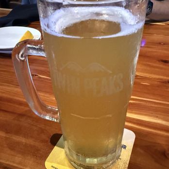 Twin Peaks - Mango beer - Sports Bars Near Me - Altamonte Springs, Florida Twin Peaks - Mango beer - Sports Bars Near Me - Altamonte Springs, Florida