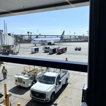 Alaska Airlines - Airlines Near Me - Phoenix, Arizona Alaska Airlines - Airlines Near Me - Phoenix, Arizona