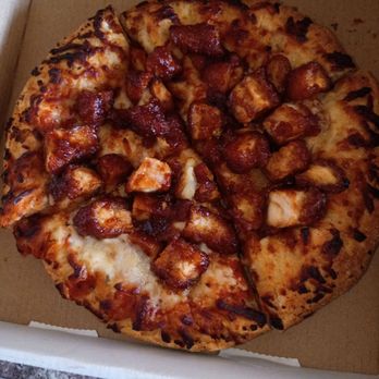 Da Hot Spot - BBQ Chicken Personal Pizza with Red Sauce and Mozzarella Cheese. So Good!! - Pizza Near Me - San Francisco, California Da Hot Spot - BBQ Chicken Personal Pizza with Red Sauce and Mozzarella Cheese. So Good!! - Pizza Near Me - San Francisco, California