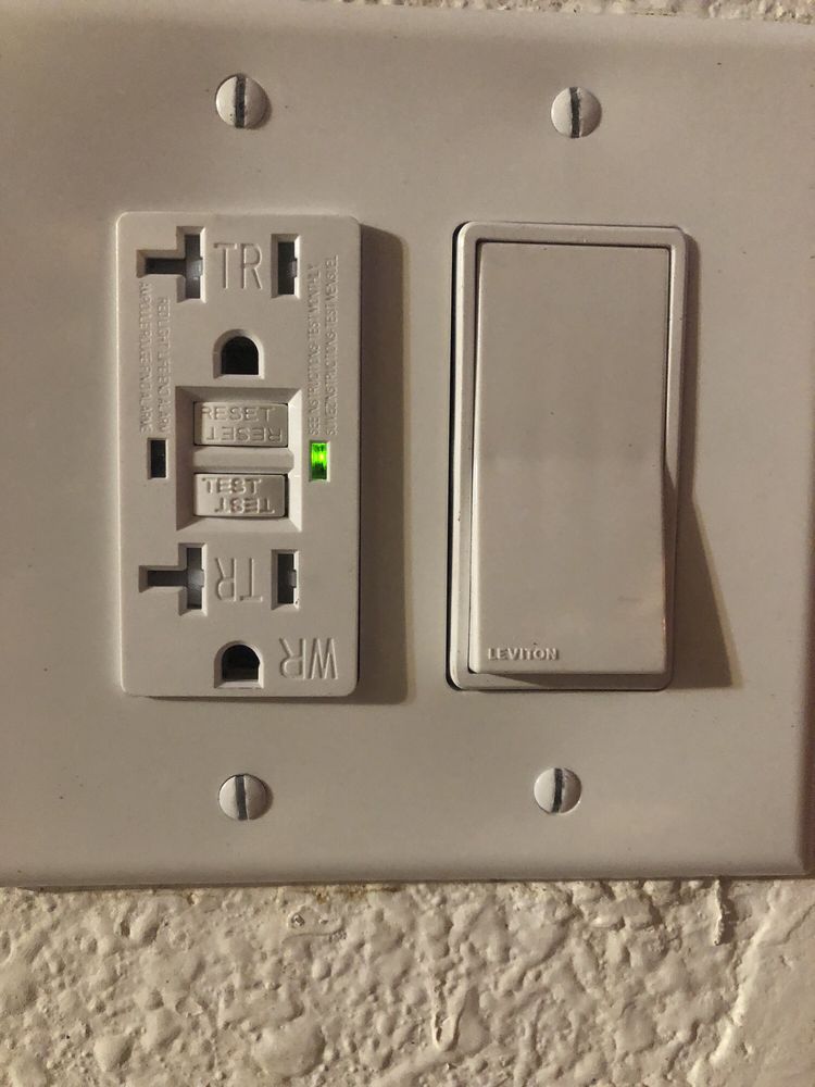 Slide of Ulloa Electrical Services