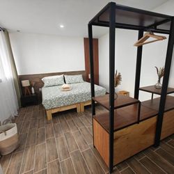 Guadalajara Language Center - 1 bedroom apartment at the school with AC