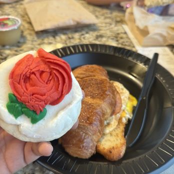 Kneaders Bakery & Cafe - Bakeries Near Me - San Antonio, Texas Kneaders Bakery & Cafe - Bakeries Near Me - San Antonio, Texas