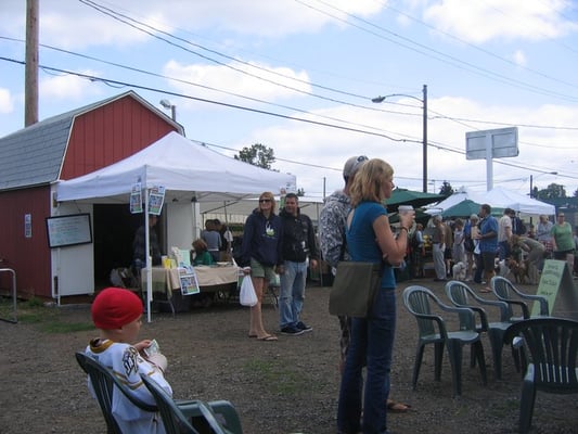 Montavilla Farmers Market by null