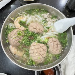 Shrimp and Pork Kidney Noodle Soup Shrimp and Pork Kidney Noodle Soup