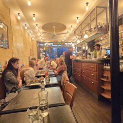 Le P'tit Bistro - Inside