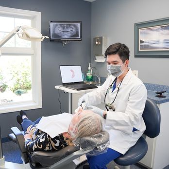 Conyers Family Dentist - Dental implants procedure at Conyers Family Dentist - Cosmetic Dentists Near Me - Conyers, Georgia Conyers Family Dentist - Dental implants procedure at Conyers Family Dentist - Cosmetic Dentists Near Me - Conyers, Georgia