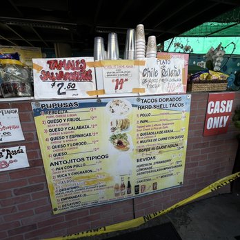 Deliciosas Pupusas - Salvadoran Near Me - Los Angeles, California