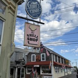 Cabot's Candy Store