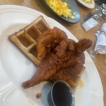 Roux Diner - Chicken and Waffles - Breakfast & Brunch Near Me - Chicago, Illinois Roux Diner - Chicken and Waffles - Breakfast & Brunch Near Me - Chicago, Illinois