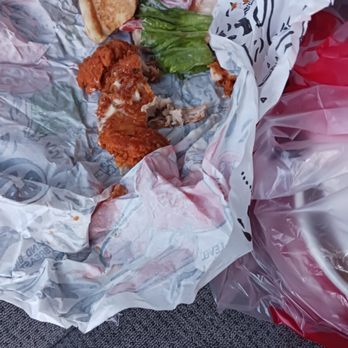 Jollibee - Fast Food Near Me - Tukwila, Washington