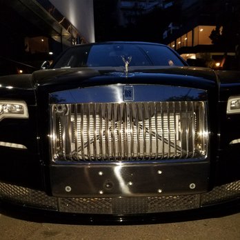 On Demand Car Services - Killer look of the 2017 ghost ROLLS ROYCE - Airport Shuttles Near Me - Venice, California On Demand Car Services - Killer look of the 2017 ghost ROLLS ROYCE - Airport Shuttles Near Me - Venice, California