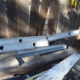 Damaged ladder.