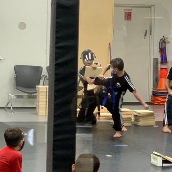 American Karate Institute - Board-breaking class. - Karate Near Me - Miami, Florida American Karate Institute - Board-breaking class. - Karate Near Me - Miami, Florida
