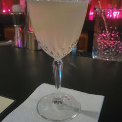 Lenny's Bar - French 75