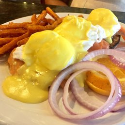 Eggs Benedict