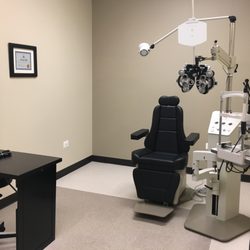 Dynamic Center for Vision Therapy - Neuro-optometric exam room