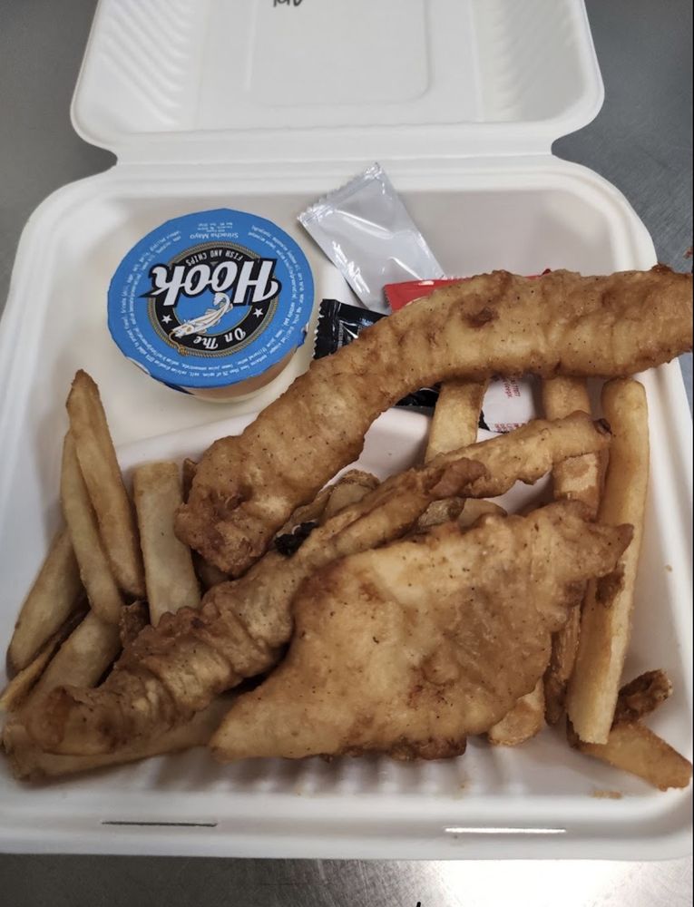 ON THE HOOK FISH FOOD TRUCK 1756 N Crossover Rd, Fayetteville