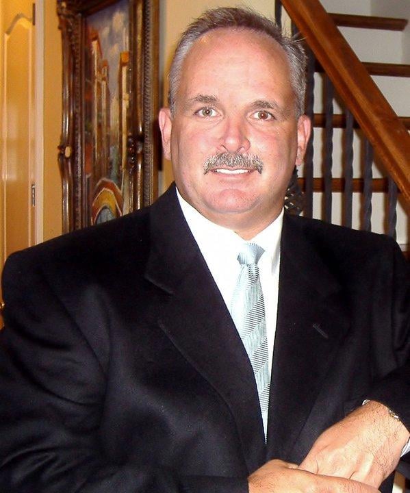 SCOTT HOWELL REMAX Contact Agent 104 Inderness Corners