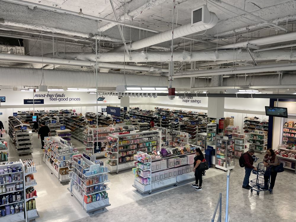 MARSHALLS Updated September 2024 19 Photos & 21 Reviews 3740 S Maryland Pkwy, Las Vegas