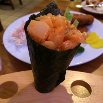 Osaka Mansun Restaurant - Spicy scallop hand roll - Japanese Near Me - Austin, Texas Osaka Mansun Restaurant - Spicy scallop hand roll - Japanese Near Me - Austin, Texas