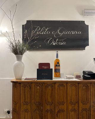 Poldo e Gianna Osteria by null