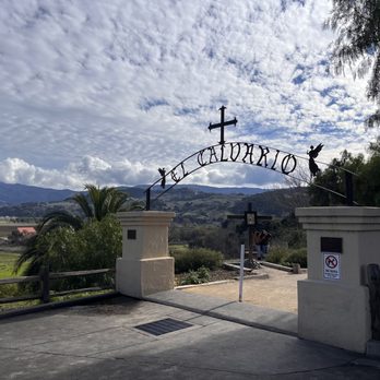 Old Mission Santa Ines - Walk and view - Landmarks & Historical Buildings Near Me - Solvang, California