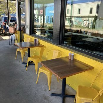 la Barbecue - Barbeque Near Me - Austin, Texas