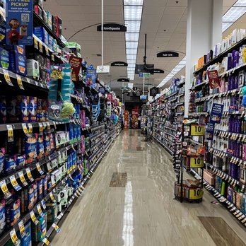 Ralphs - the aisle of a grocery store - Grocery Near Me - Encino, California Ralphs - the aisle of a grocery store - Grocery Near Me - Encino, California