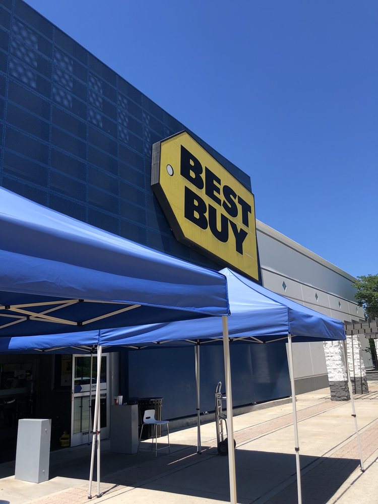 BEST BUY THE WOODLANDS Updated May 2024 26 Photos & 124 Reviews 1550 Lake Woodlands Dr