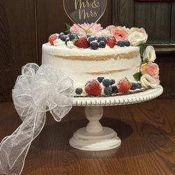 Big Apple Bakery - Big Apple Bakery wedding cake for small, intimate daughter's wedding.