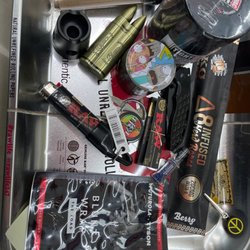 Red Dragon Smoke Shop LBV