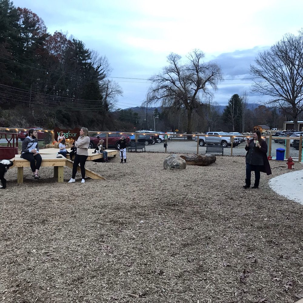 Wagbar - Dog Parks Near Me - Weaverville, North Carolina Wagbar - Dog Parks Near Me - Weaverville, North Carolina