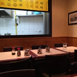 Bar à Momos - Cuisine ouverte
