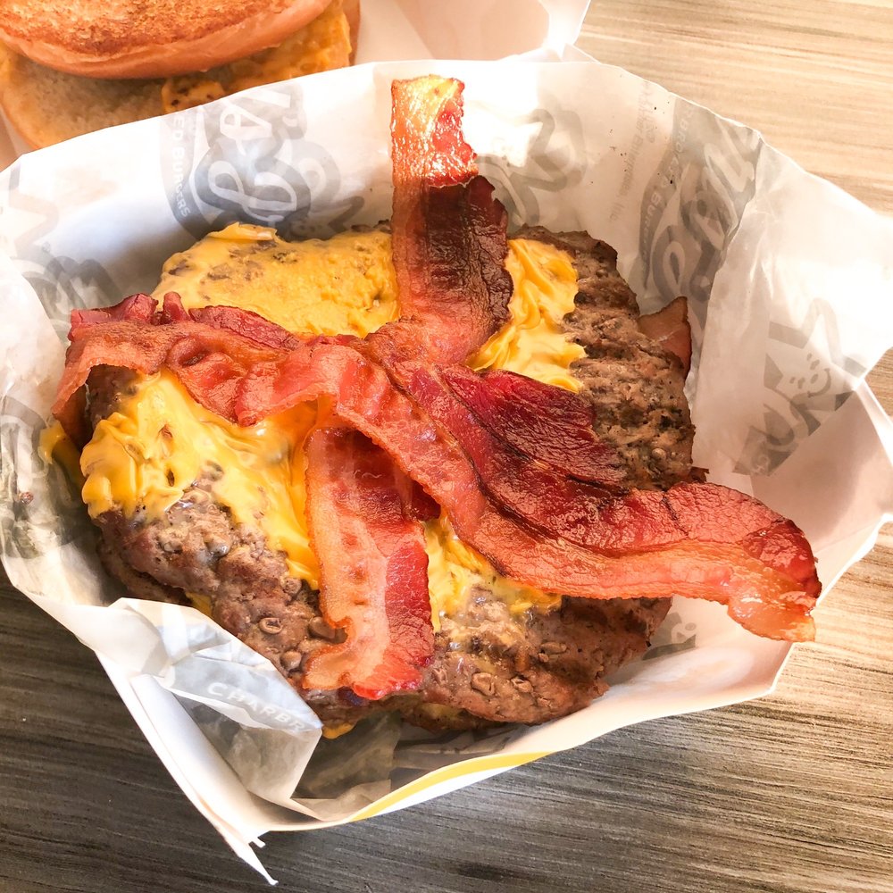 CARL’S JR Updated July 2024 18 Photos & 80 Reviews 1590 W Branch