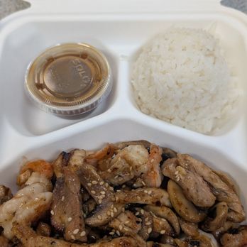 Moon's Kitchen - Prawns and Chicken Teriyaki with mushrooms - Japanese Near Me - Morgan Hill, California Moon's Kitchen - Prawns and Chicken Teriyaki with mushrooms - Japanese Near Me - Morgan Hill, California