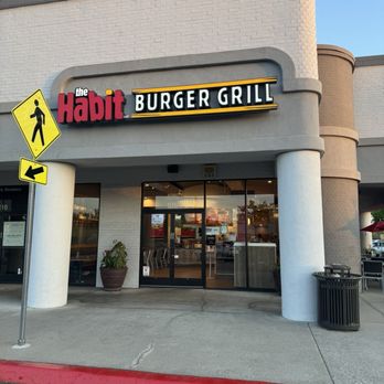 Habit Burger & Grill - Habit Storefront - Burgers Near Me - Granite Bay, California Habit Burger & Grill - Habit Storefront - Burgers Near Me - Granite Bay, California