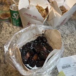 This is sweet and sour spare ribs? Looks unappetizing
