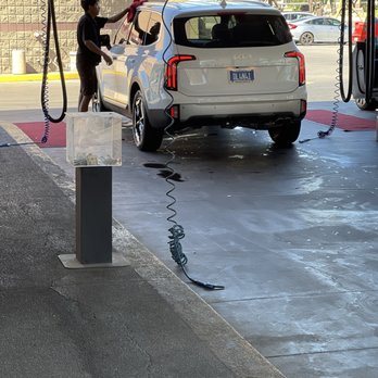 Jacksons Car Wash - Vehicle and final phase of car wash - Car Wash Near Me - Scottsdale, Arizona Jacksons Car Wash - Vehicle and final phase of car wash - Car Wash Near Me - Scottsdale, Arizona