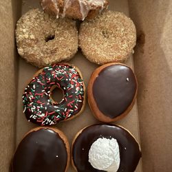 Assorted half dozen donuts