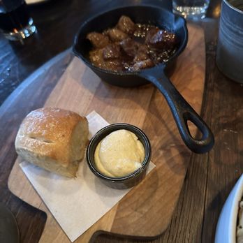 100 Steps Kitchen + Raw Bar - NZ beef bites with horseradish aioli - Seafood Near Me - Cranford, New Jersey