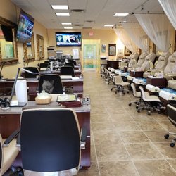 Amber Nails & Spa - Inside the salon